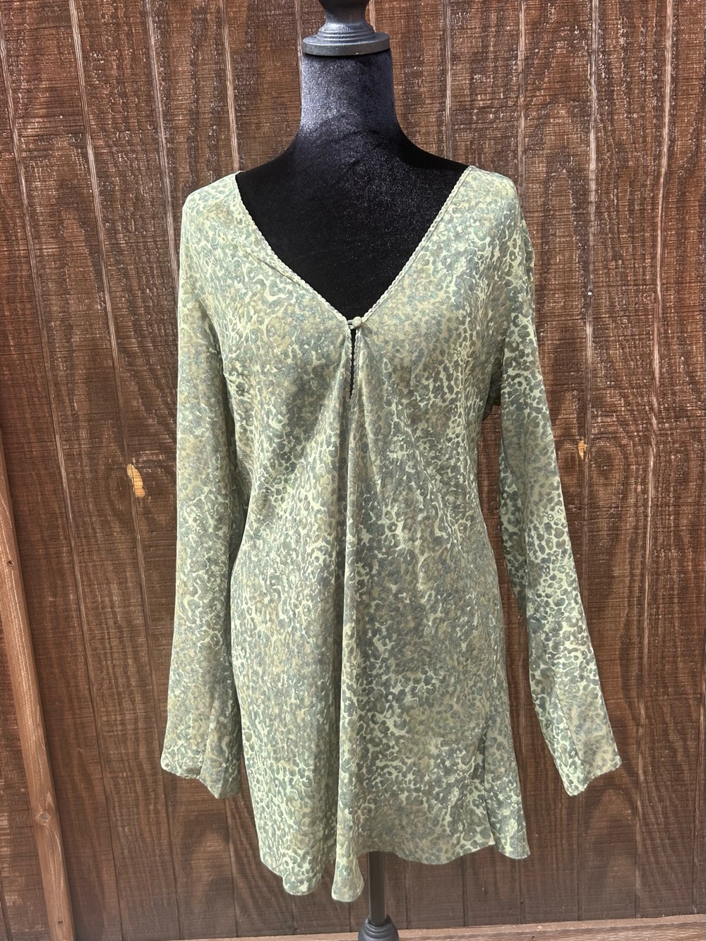 NWOT Vintage Victoria Secret Nightshirt, Size M